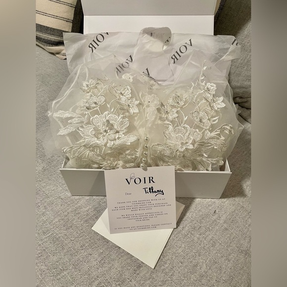 Bridal Robe - Picture 9 of 11